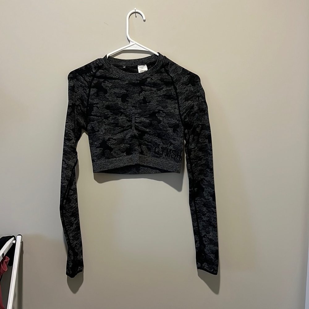 Gymshark Camo Seamless Long Sleeve Crop Top - Black